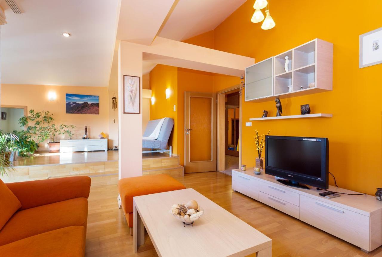 Perunova Apartments Prague Exterior photo