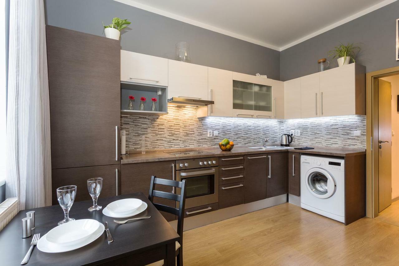 Perunova Apartments Prague Exterior photo
